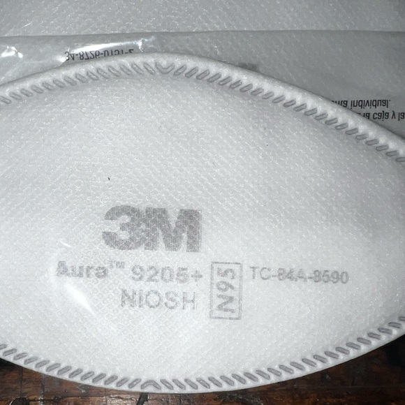 3M Aura 9205+ N95 Respirator Masks - 14 - Picture 2 of 3